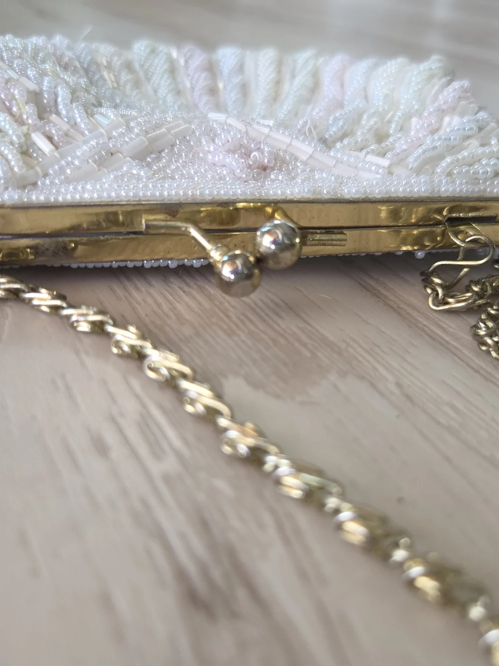 Vintage Beaded Shell Clutch in Cream and Pink with Gold Chain